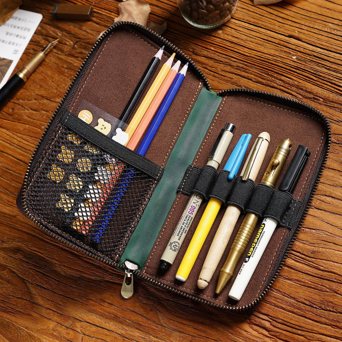 Desk Poet – Flat Leather Zipper Pencil Case