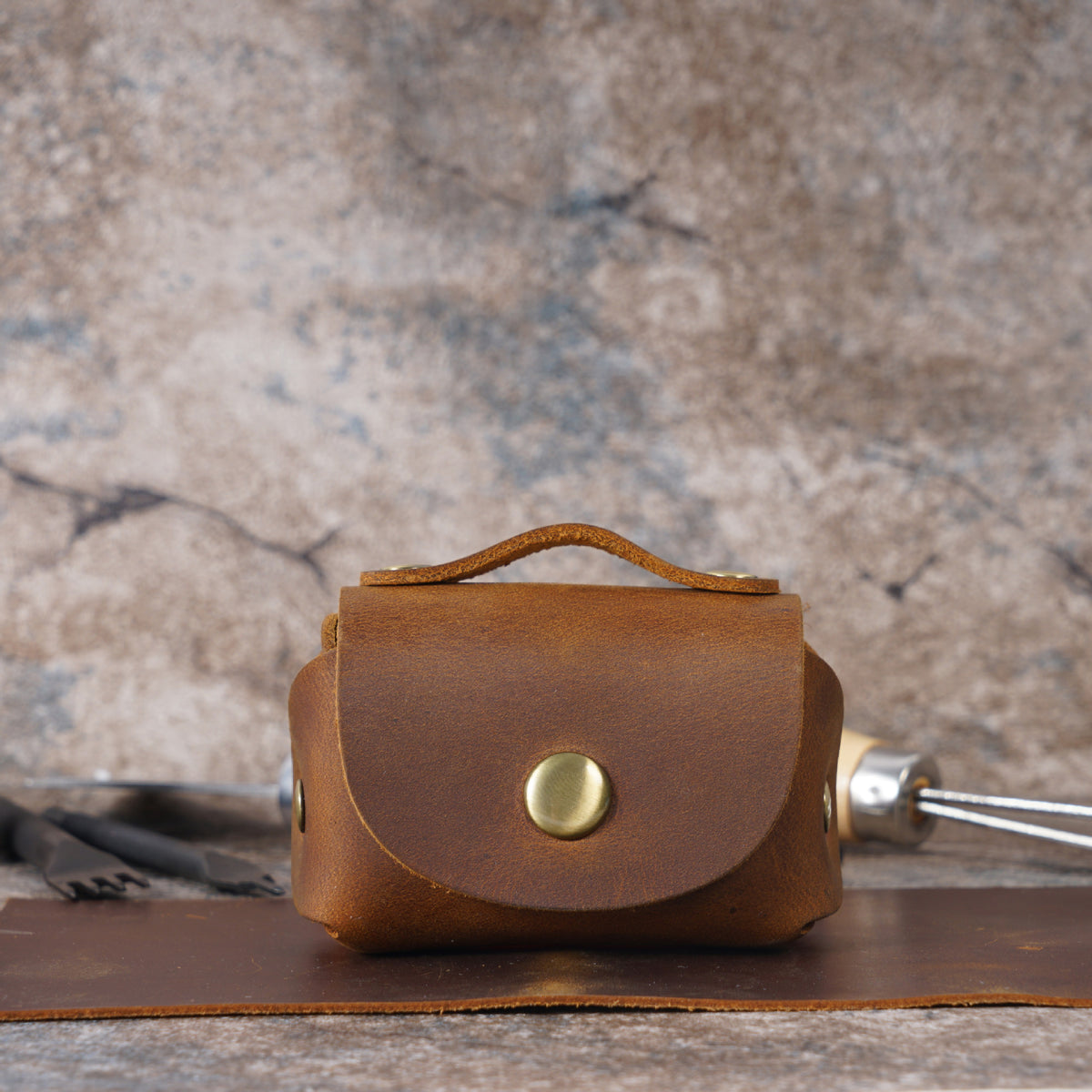 Tiny Nomad – Crazy Horse Leather Mini Coin Purse