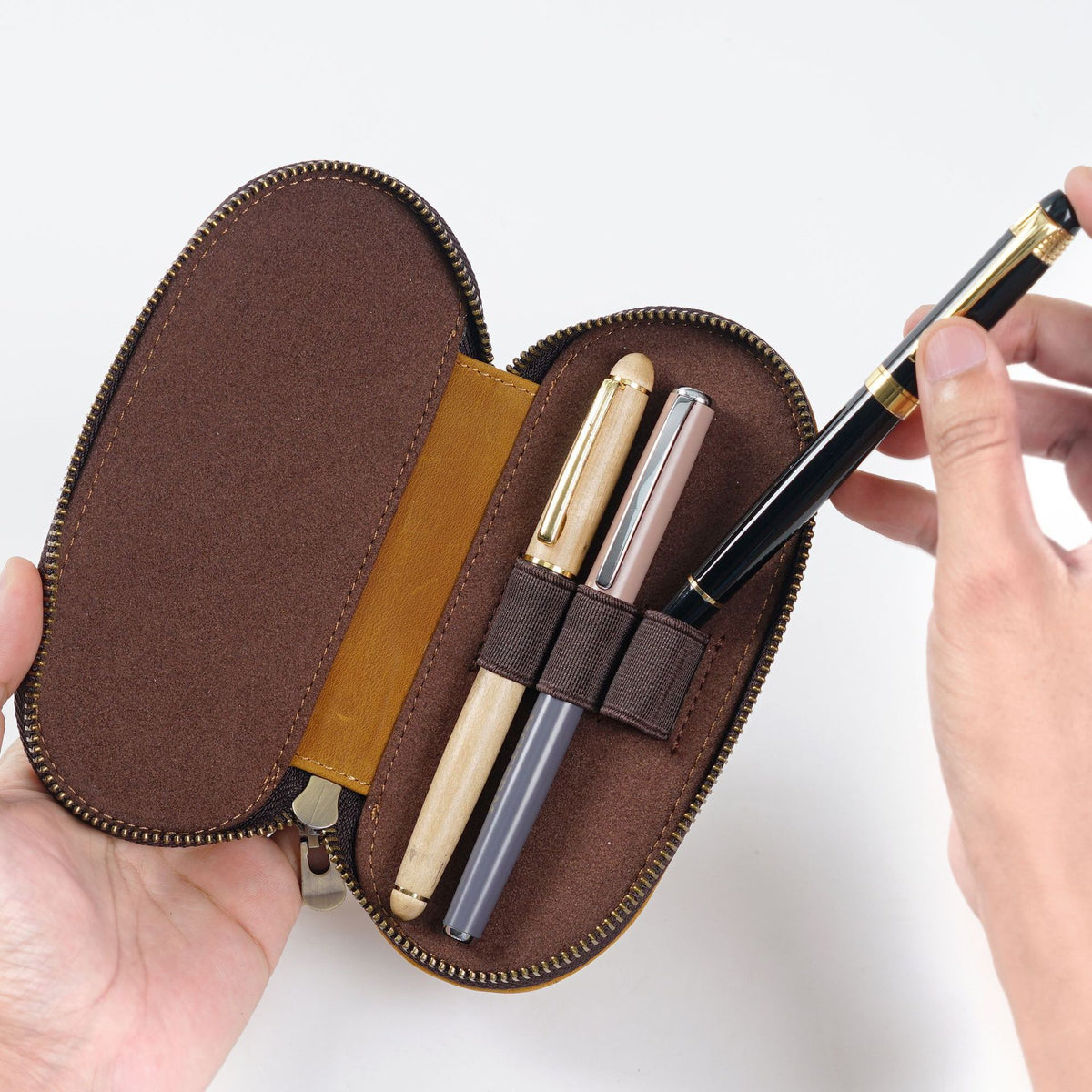 3-Slot Oval -Leather Pencil Case
