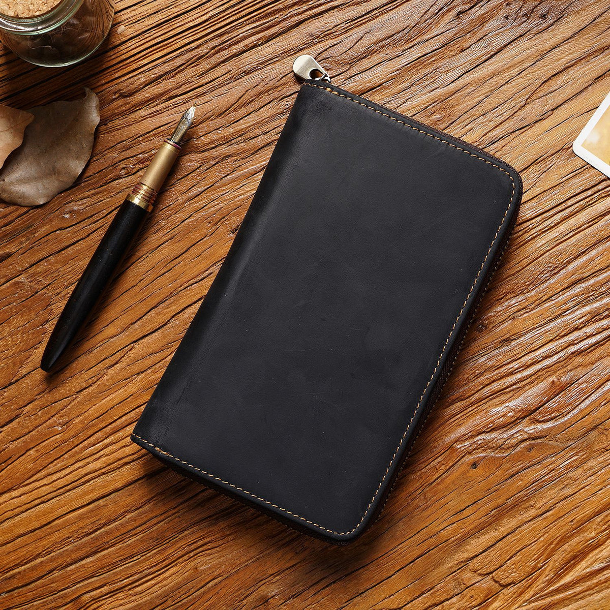 Desk Poet – Flat Leather Zipper Pencil Case
