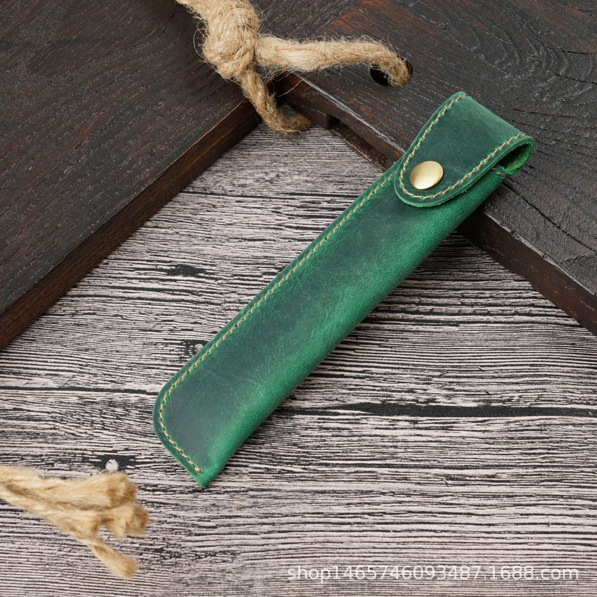 The One Pen — Leather Pen Sleeve