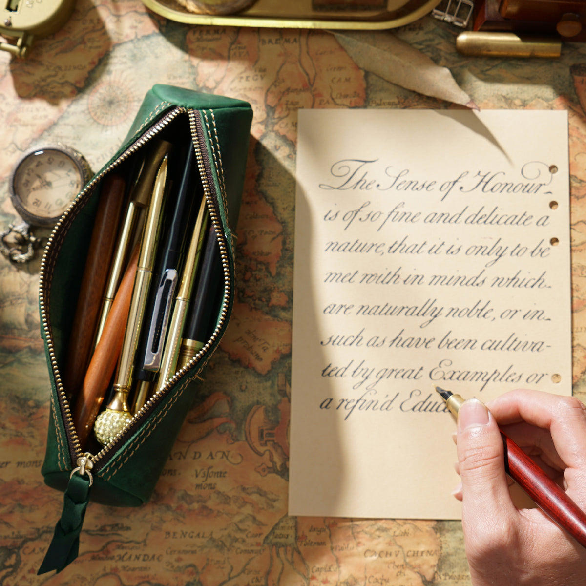 The Ink Well – Round Leather Pencil Case