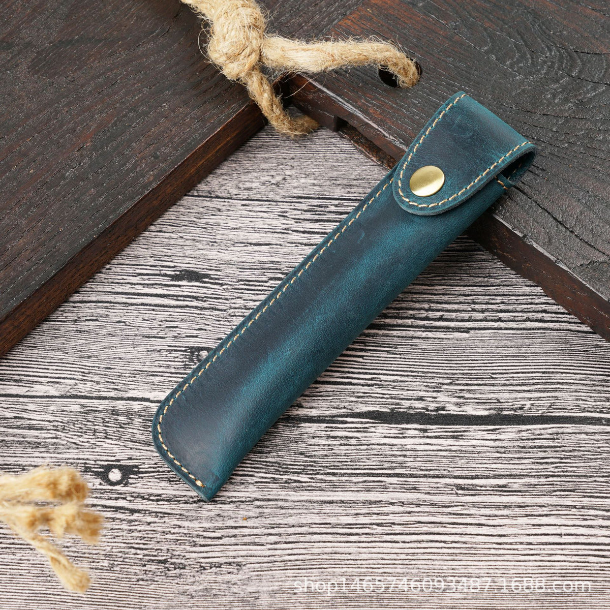 The One Pen — Leather Pen Sleeve