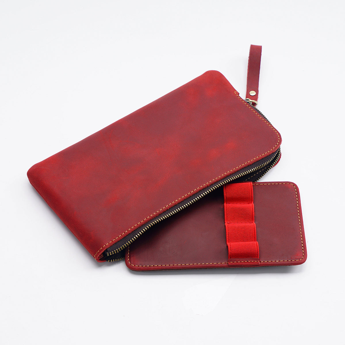 The Scribe's Vault — Vintage Leather Zipper Pen Case with Removable Pen Sleeve