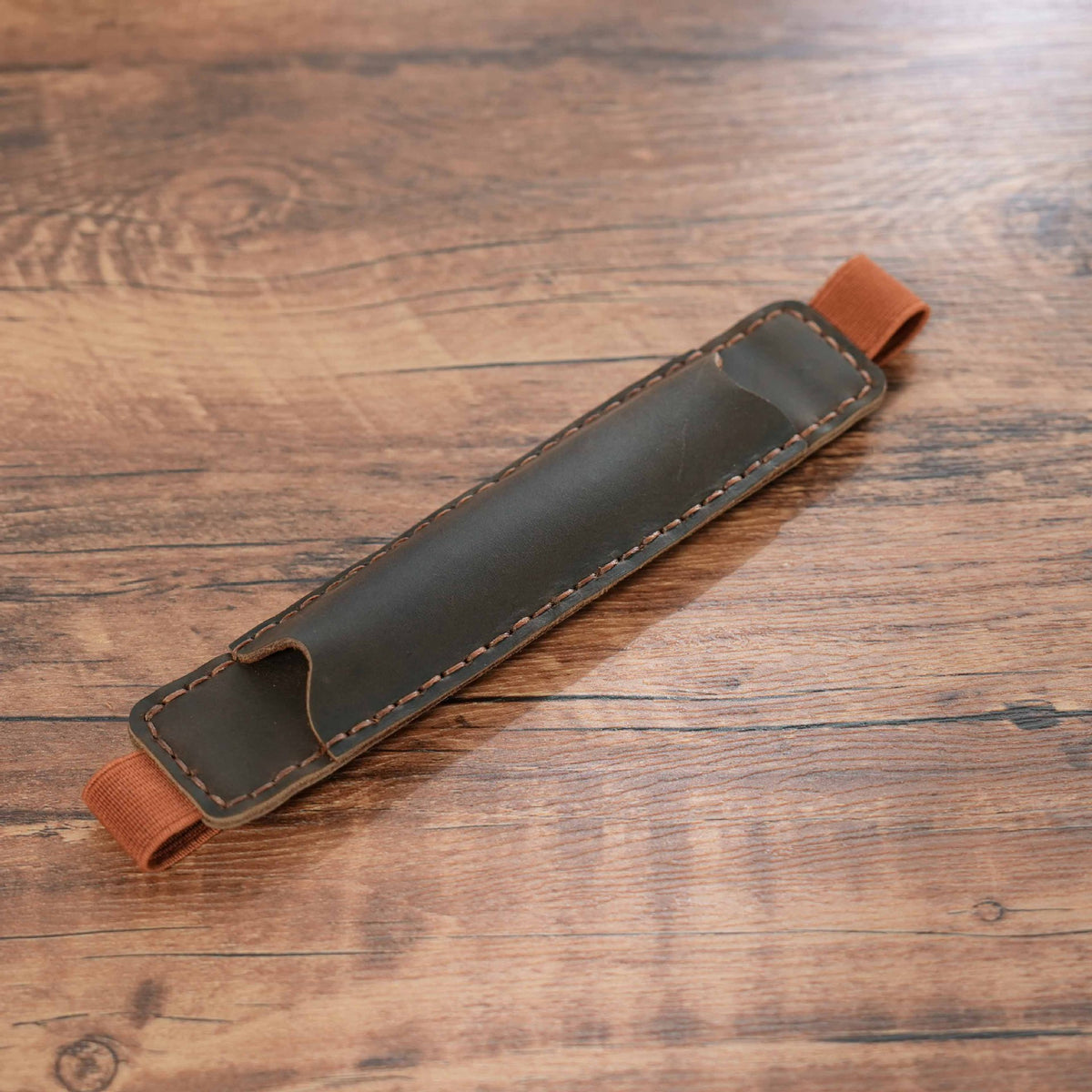Single Leather Pen Sleeve with Elastic Band