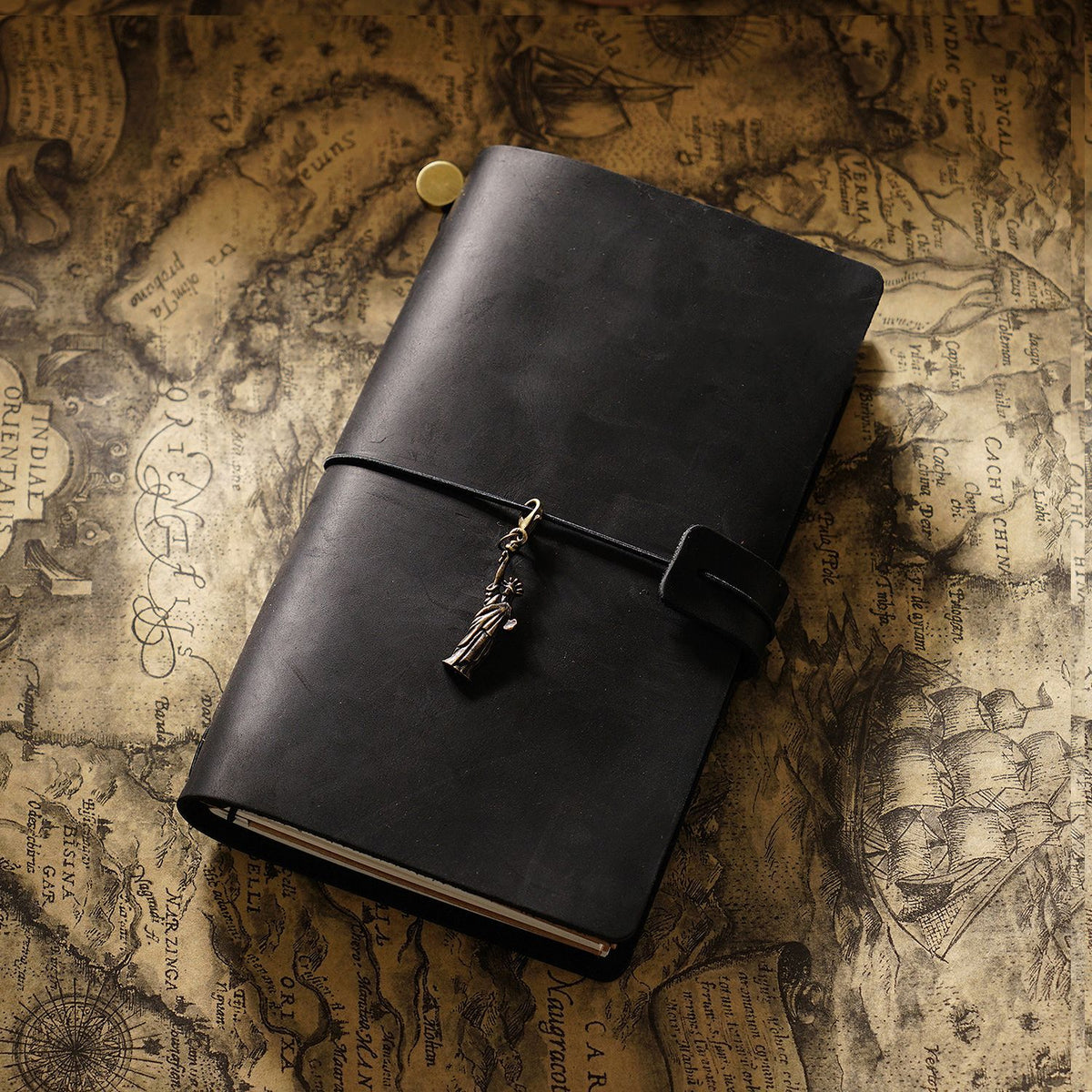 Leather Traveler's Notebook Journal with Strap & Vintage Charm