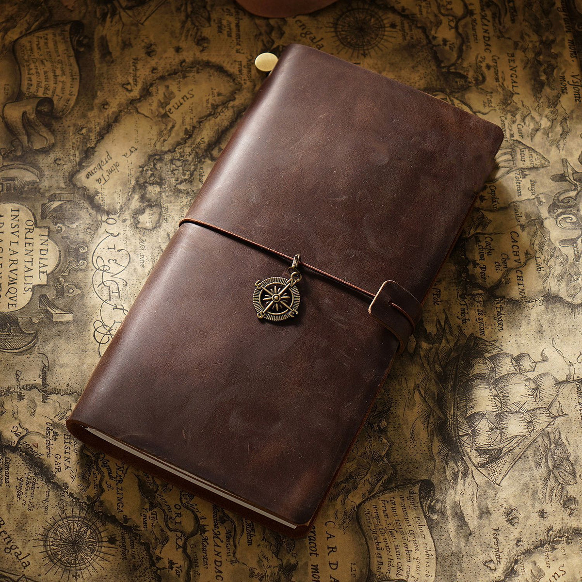 Leather Traveler's Notebook Journal with Strap & Vintage Charm