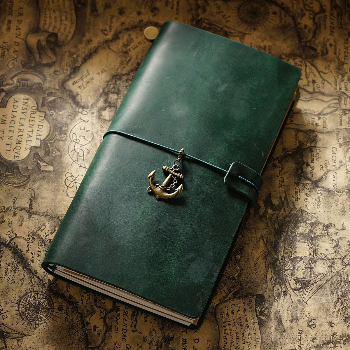 Leather Traveler's Notebook Journal with Strap & Vintage Charm