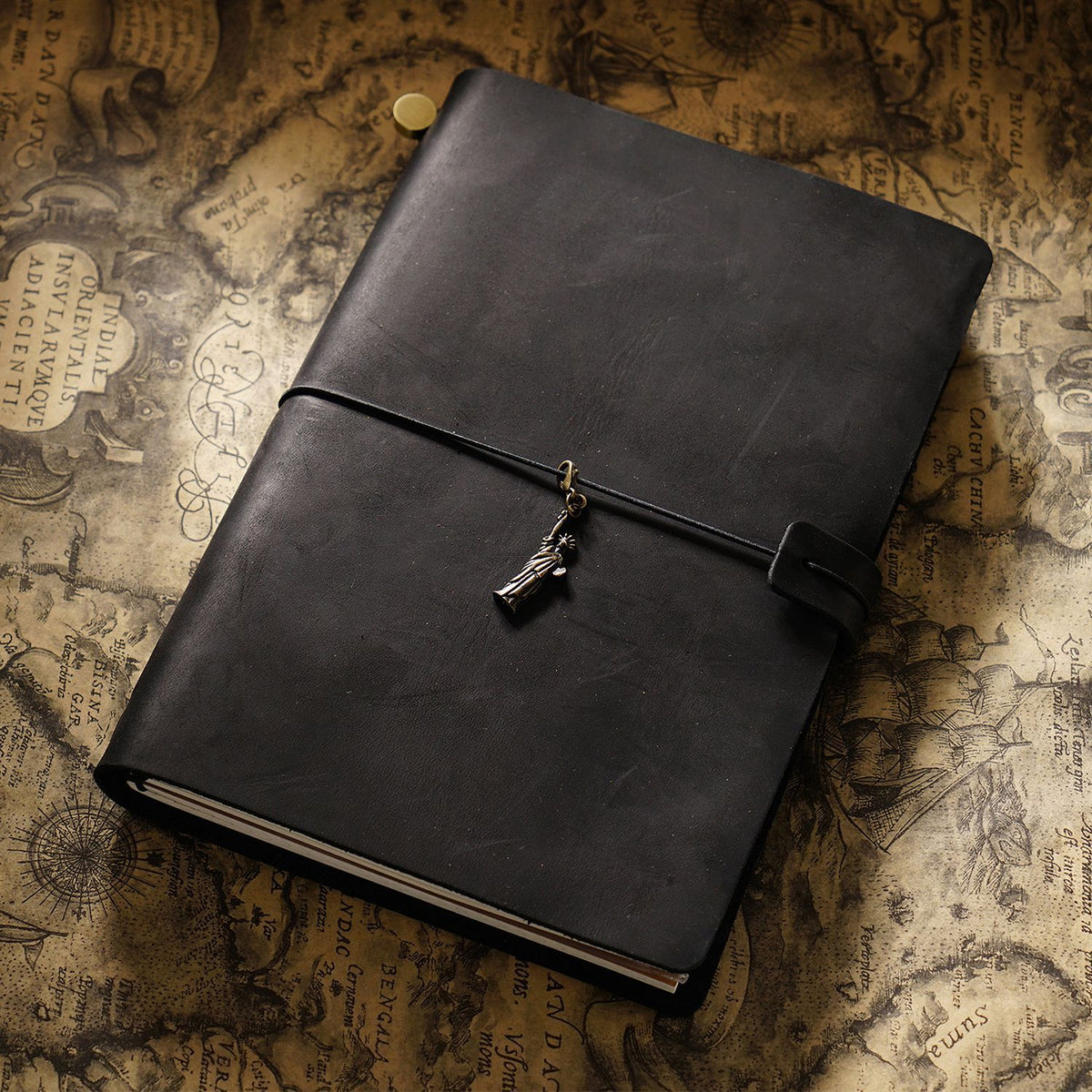 Leather Traveler's Notebook Journal with Strap & Vintage Charm